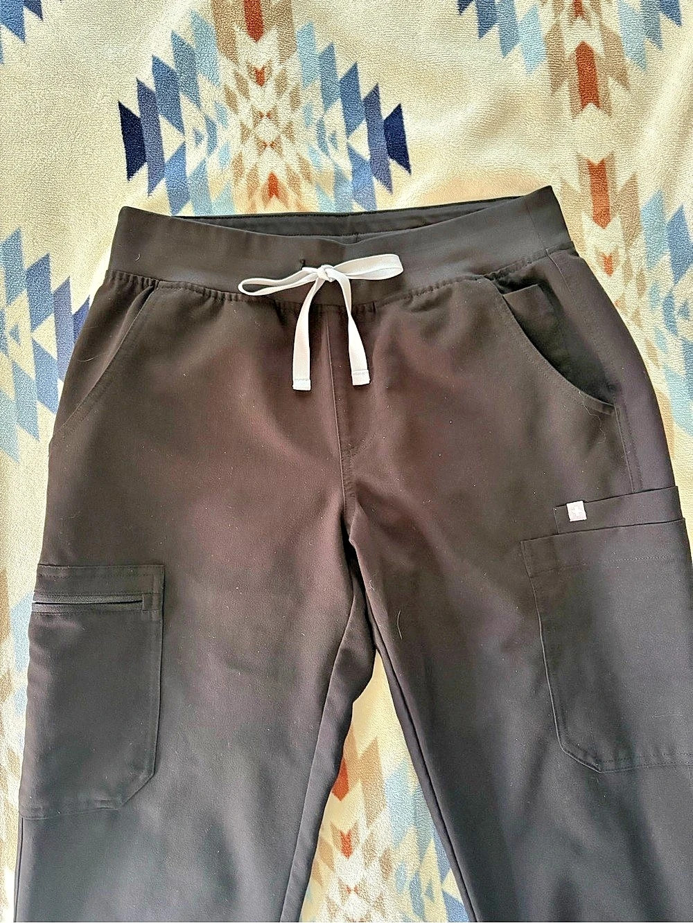 FIGS Yola High-Rise Slim Scrub Pants Black Straight Leg Size S/T